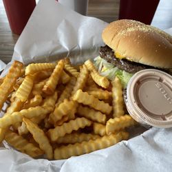 Big Al's - Cheese burger with fries
