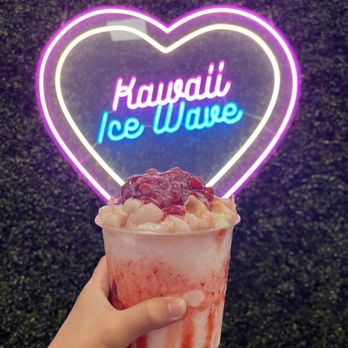 Kawaii Ice Wave - Strawberry lychee ice wave - Shaved Ice Near Me - Mililani, Hawaii