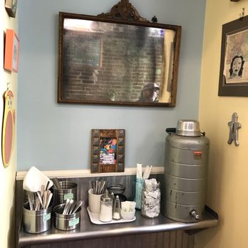 Milque Toast - Killer decor - Comfort Food Near Me - St. Louis, Missouri Milque Toast - Killer decor - Comfort Food Near Me - St. Louis, Missouri