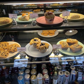 The Local - D'Lish Blueberry Muffin! - American Near Me - Prescott, Arizona