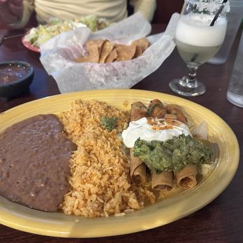 Taqueria Las Palmas - Chicken taquitos. - Mexican Near Me - Bishop, California Taqueria Las Palmas - Chicken taquitos. - Mexican Near Me - Bishop, California
