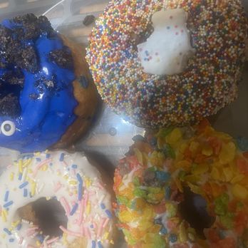 Hurts Donut - Sprinkles - Donuts Near Me - West Des Moines, Iowa Hurts Donut - Sprinkles - Donuts Near Me - West Des Moines, Iowa