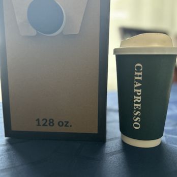 Chapresso - One Gallon Traveler with cold Phoenix Oolong Milk Tea and one hot Phoenix Oolong Milk Tea. - Bubble Tea Near Me - San Marino, California Chapresso - One Gallon Traveler with cold Phoenix Oolong Milk Tea and one hot Phoenix Oolong Milk Tea. - Bubble Tea Near Me - San Marino, California