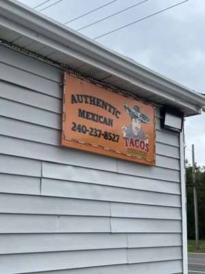Tacos Hernandez by null
