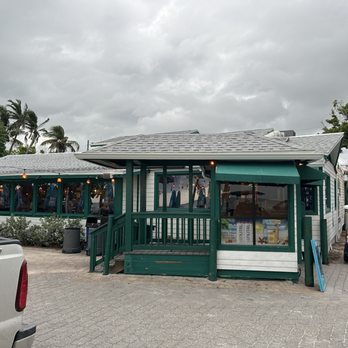 THE MUCKY DUCK - TEMP. CLOSED - Updated February 2026 - 972 Photos