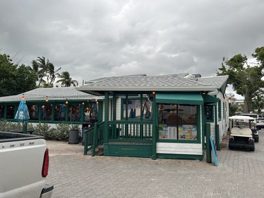 The Mucky Duck Restaurant by null
