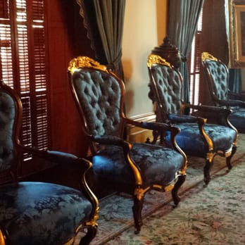 Iolani Palace - Chairs in the blue room - Museums Near Me - Honolulu, Hawaii Iolani Palace - Chairs in the blue room - Museums Near Me - Honolulu, Hawaii
