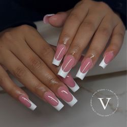 V Nail Studio - Acrylic set