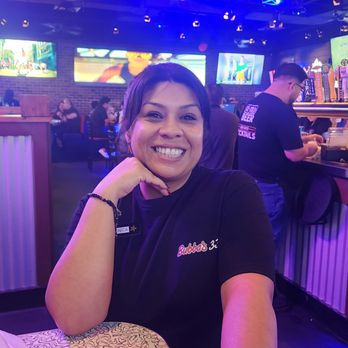 Bubba's 33 - Monica - American Near Me - Yuma, Arizona