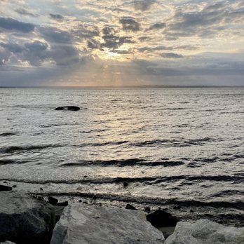 Colt State Park - Sunset - Parks Near Me - Bristol, Rhode Island