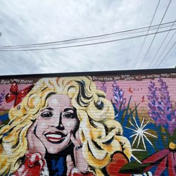 Dolly Parton Mural
