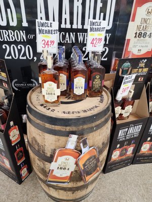 LAX Wine and Spirits by null
