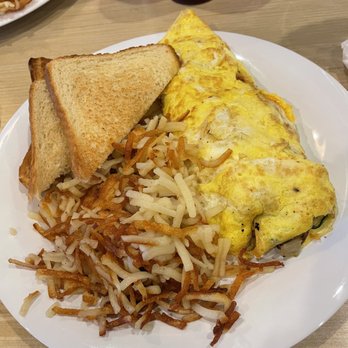 That Flippin' Egg - Omelette, Hash Browns and Toast! - New American Near Me - Evans, Georgia