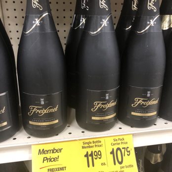 Tom Thumb - a display of bottles of wine for sale - Grocery Near Me - Arlington, Texas Tom Thumb - a display of bottles of wine for sale - Grocery Near Me - Arlington, Texas