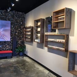Optx Fine Eyewear - Chill and refreshing space