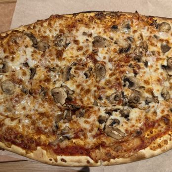 BJ's Restaurant & Brewhouse - Thin crust Sweet Pig Pizza - Mini... - Pizza Near Me - West Covina, California