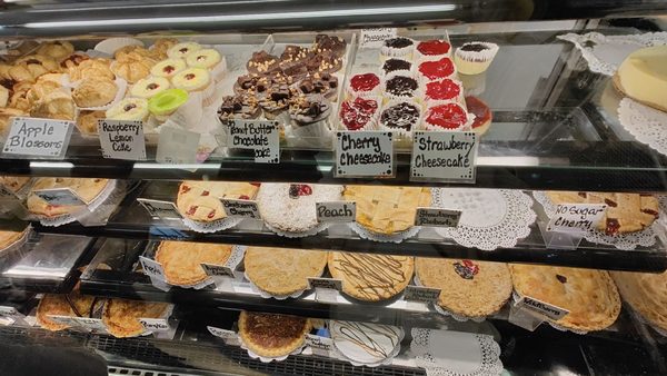 Auntie El's Farm Market by null