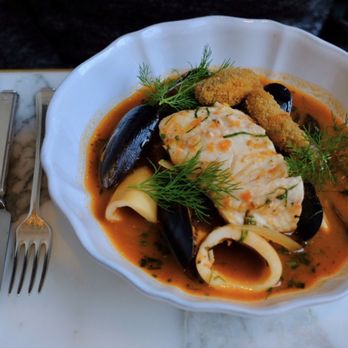 Siren - Fisherman's stew, served with spicy anchovy mayonnaise - Seafood Near Me - London, XGL