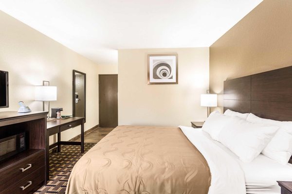Quality Inn Downtown by null