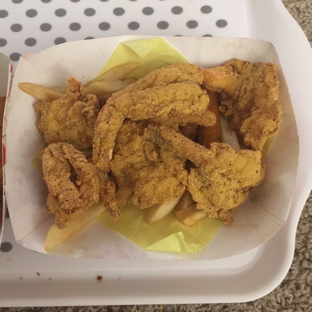 Catfish House - Six fried shrimp - Seafood Near Me - Carrollton, Texas