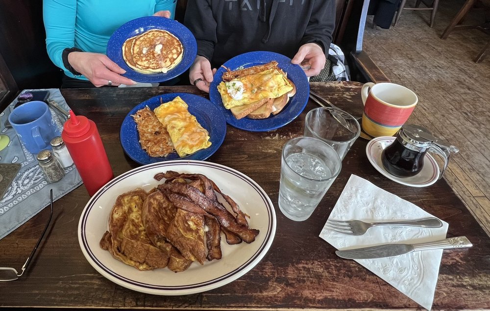 CENTRAL CAFE Updated August 2024 15 Reviews 406 Central Ave