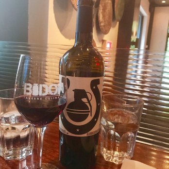 Bidon Taverne Culinaire - Gastropubs Near Me - Saint-Lambert, Quebec Bidon Taverne Culinaire - Gastropubs Near Me - Saint-Lambert, Quebec