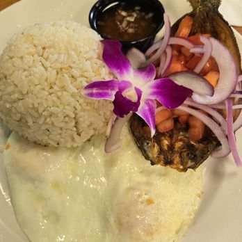 Guieb Cafe - New American Near Me - Honolulu, Hawaii