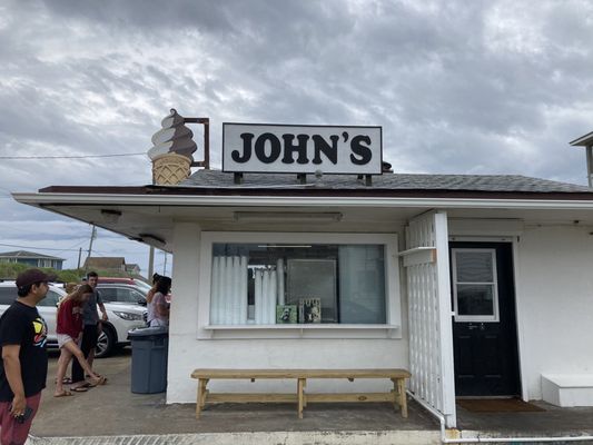 John's Drive In by null
