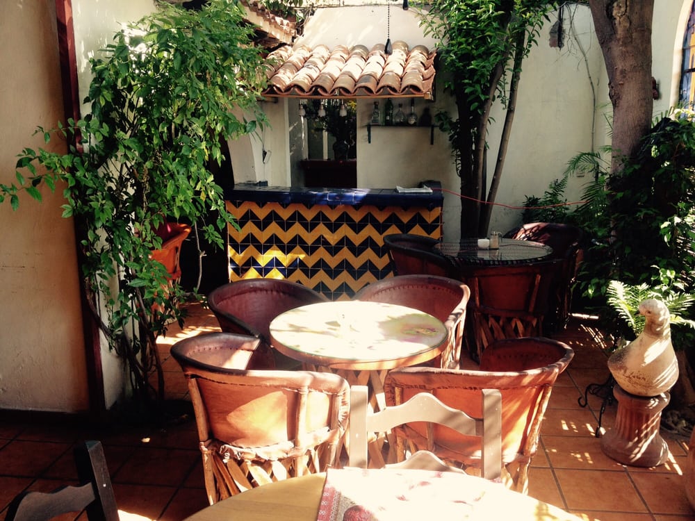La Hacienda Café & Bistro
