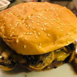 Mushroom Cheeseburger