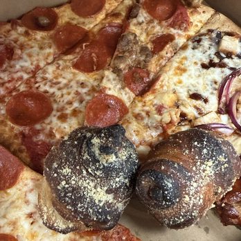 Mob Pizza - Our leftovers lol. But it's the pizza that was listen above. - Pizza Near Me - Las Vegas, Nevada