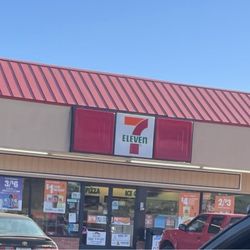 7-Eleven - Bldg front