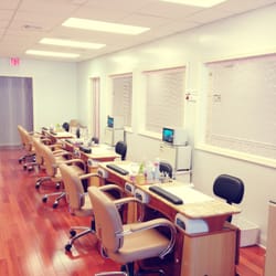 Golden Nail & Spa