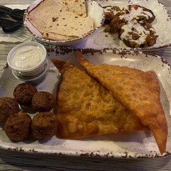 Zaitoon Kitchen - Platter 2 - Mediterranean Near Me - Latham, New York Zaitoon Kitchen - Platter 2 - Mediterranean Near Me - Latham, New York