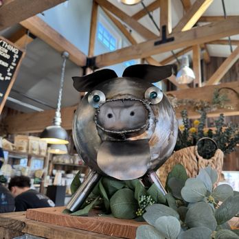 The Barn - Inside - Burgers Near Me - Half Moon Bay, California