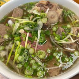 Oxtail pho