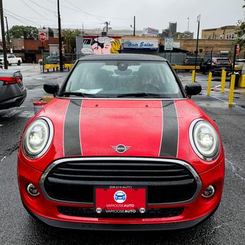 Vamoose Auto - Brand new 2021 Mini Cooper delivered to a satisfied customer. - Car Brokers Near Me Vamoose Auto - Brand new 2021 Mini Cooper delivered to a satisfied customer. - Car Brokers Near Me