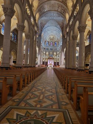 Sanctuaire Sainte-Anne-de-Beaupré by null