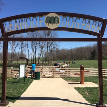 Leawoof Dog Park - Front entrance - Dog Parks Near Me - Leawood, Kansas Leawoof Dog Park - Front entrance - Dog Parks Near Me - Leawood, Kansas