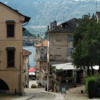La Motta - Restaurant's terrace and Orta Lake - Italian Near Me - Orta San Giulio, NO