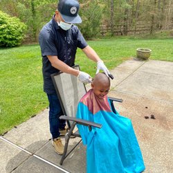 Elias Barber Shop