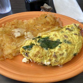 The Clique Restaurant - Feta cheese and spinach omelette - New American Near Me - Detroit, Michigan The Clique Restaurant - Feta cheese and spinach omelette - New American Near Me - Detroit, Michigan