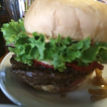 Lodi Beer Co - Yummy burgers - Breweries Near Me - Lodi, California