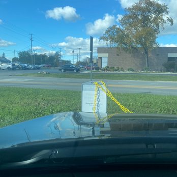 CVS Pharmacy - Can you read that?? I cant - Drugstores Near Me - Lindenhurst, Illinois