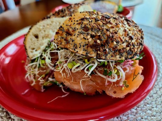Hank's Bagels by null