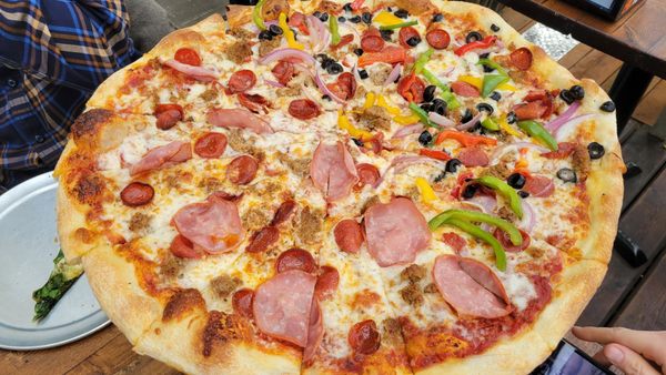 Mississippi Pizza & Atlantis Lounge by null