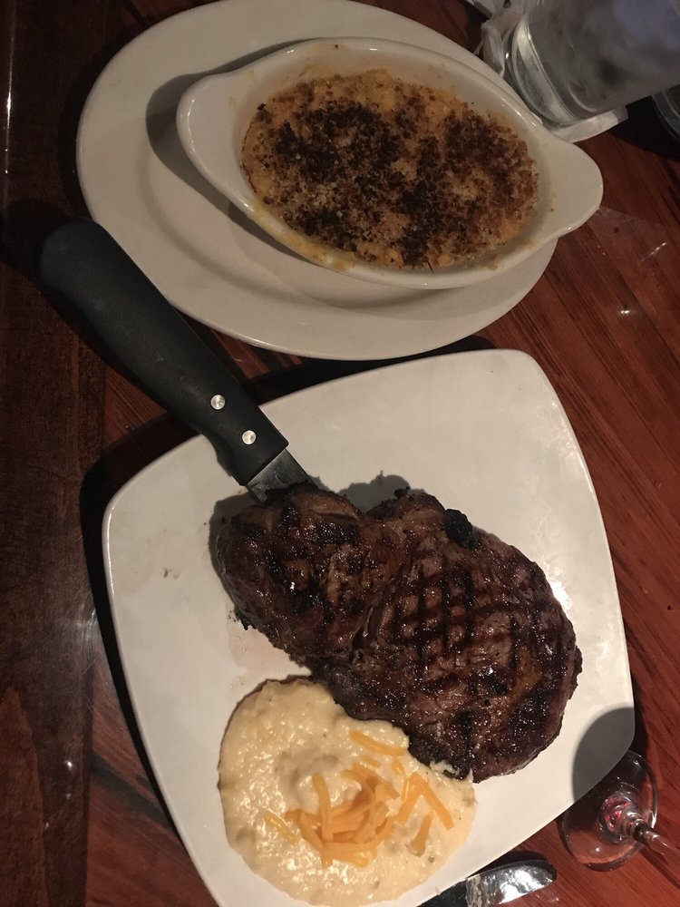 GRADY V’S 28 Photos & 10 Reviews Burgers 900 Country Club Blvd