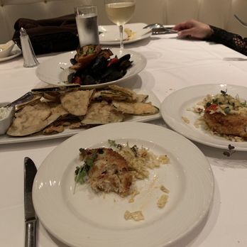Lithos Estiatorio - Crab cakes, lithos chips and mussels - Greek Near Me - Livingston, New Jersey