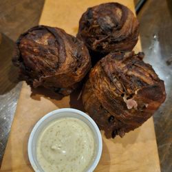 Robbie's - Bacon wrapped onion rings