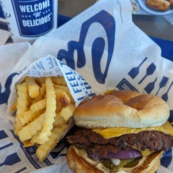 Culver's - Fast Food Near Me - Fond du Lac, Wisconsin